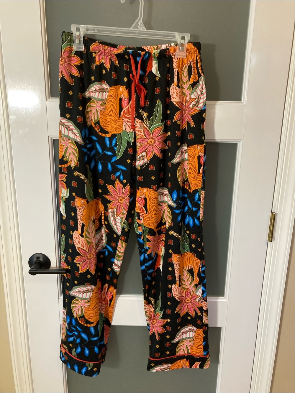 Room Service Sleepwear Tiger & Floral Pajama Set - Black/Orange - M - Picture 9 of 16